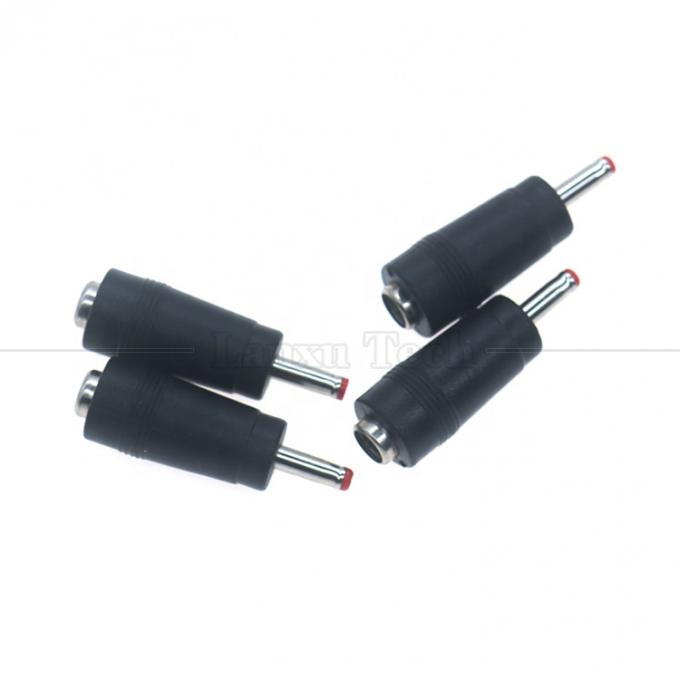 5.5x2.1mm Mujer a 3.5x1.35mm Hombre Adaptador de conector de conexión de conector de corriente continua 4