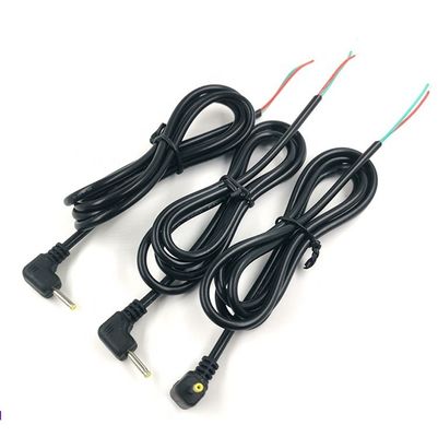Ángulo de 90 grados de costumbre DC Jack de barril 2.5x0.7mm para el cable de extremo de alambre desnudo enlatado